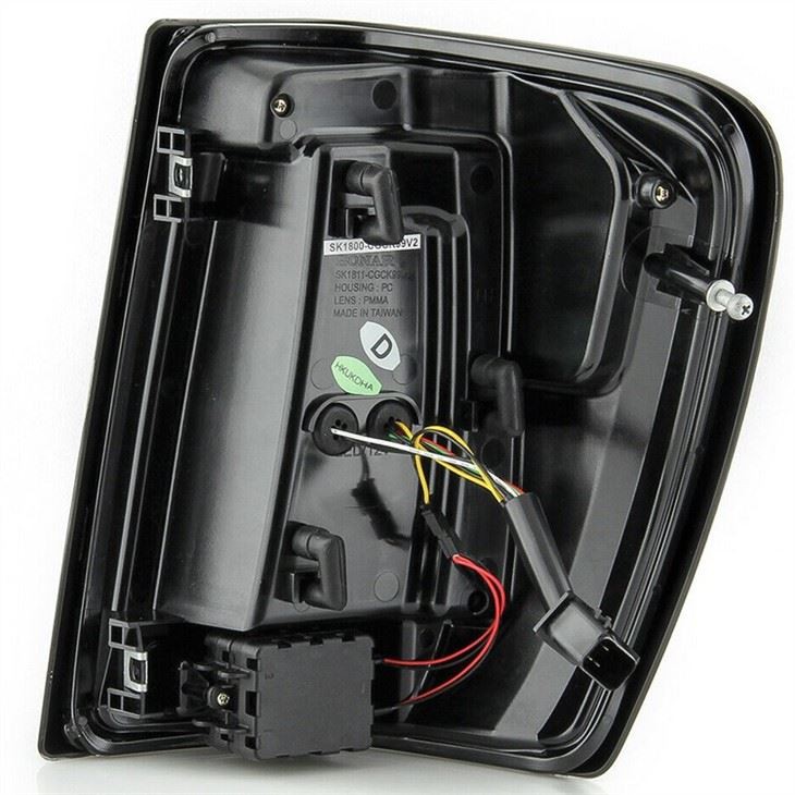 Tail lights for 2000 jeep grand cherokee 2 Tail lights for 2000 jeep grand cherokee 2